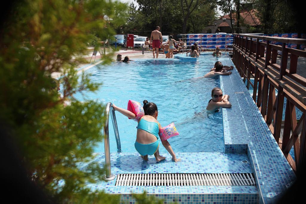 Hotel Danubia Park Veliko Gradište Zewnętrze zdjęcie